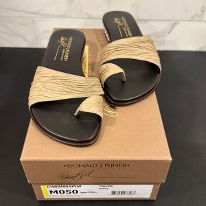 New-Donald Pliner sandals